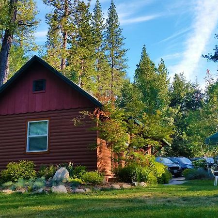 Yosemite Riverside Inn Groveland Extérieur photo