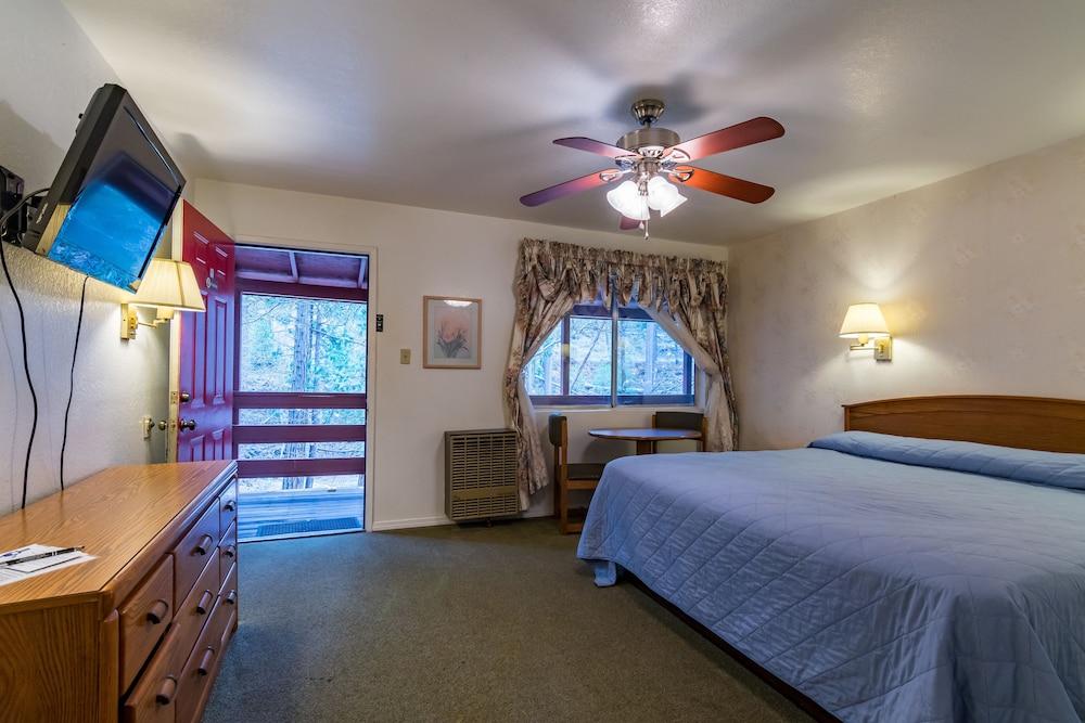 Yosemite Riverside Inn Groveland Extérieur photo
