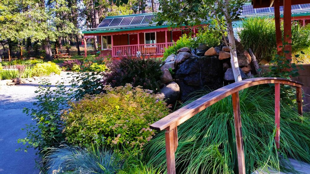 Yosemite Riverside Inn Groveland Extérieur photo